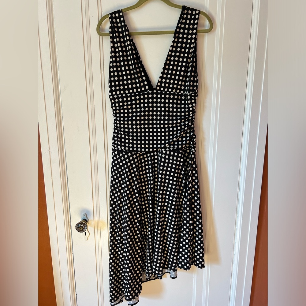 Abercrombie & Fitch Black and White Midi Dress